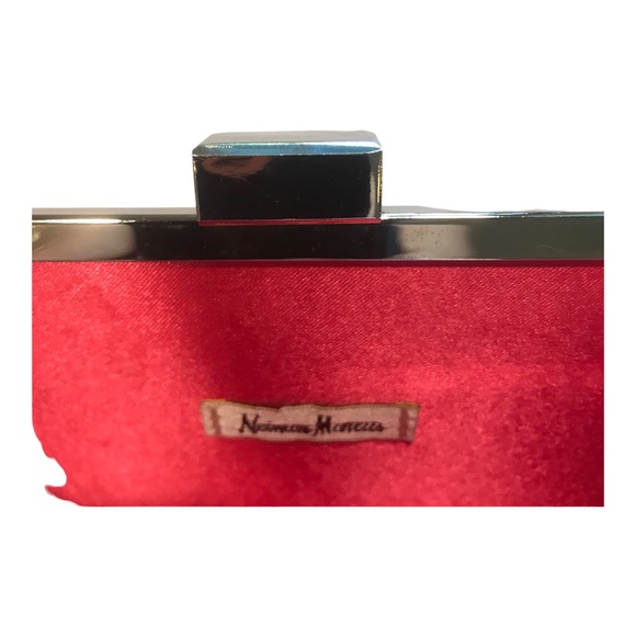 Neiman Marcus Pink Patent Clutch - Picture 4 of 9